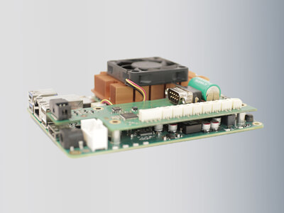 Podjetje ept GmbH opremi podjetje adp MERKUR z visokohitrostnimi konektorji za adp Mini-PC